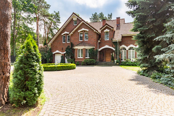 Best Driveway Pavers Cost  in Douglas, MI